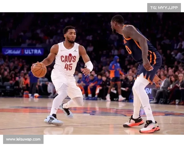 骑士首轮4-0横扫热火,米切尔场均28.1分领军 骑士首轮4-0横扫热火,米切尔场均28.1分领军